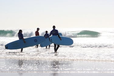 Aventura de surf de día completo